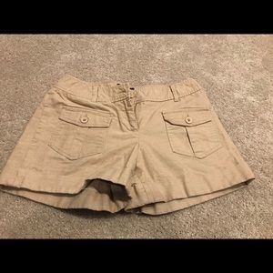 Fenn Wright Manson - tan shorts - size 6